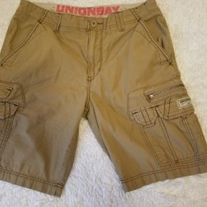 Unionbay  Men Cargo Shorts 32